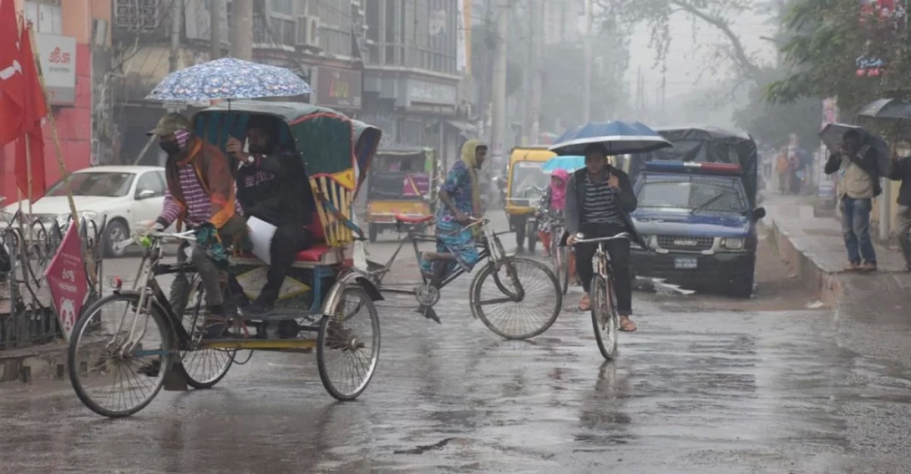 রাজধানী ঢাকাসহ দেশের চার বিভাগে বৃষ্টির আভাস