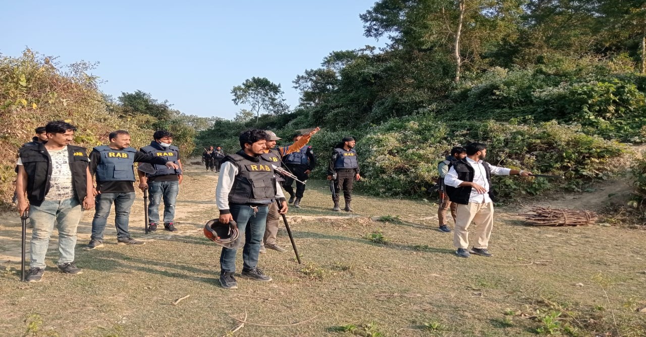 কক্সবাজারের টেকনাফে ২৪ ঘন্টায় রোহিঙ্গা সহ ২৭জন অপহরণ শিকার