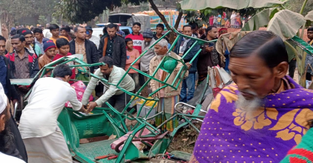 কালিয়াকৈরে সিএনজি ও ট্রাকের সংঘর্ষে নিহত ৩