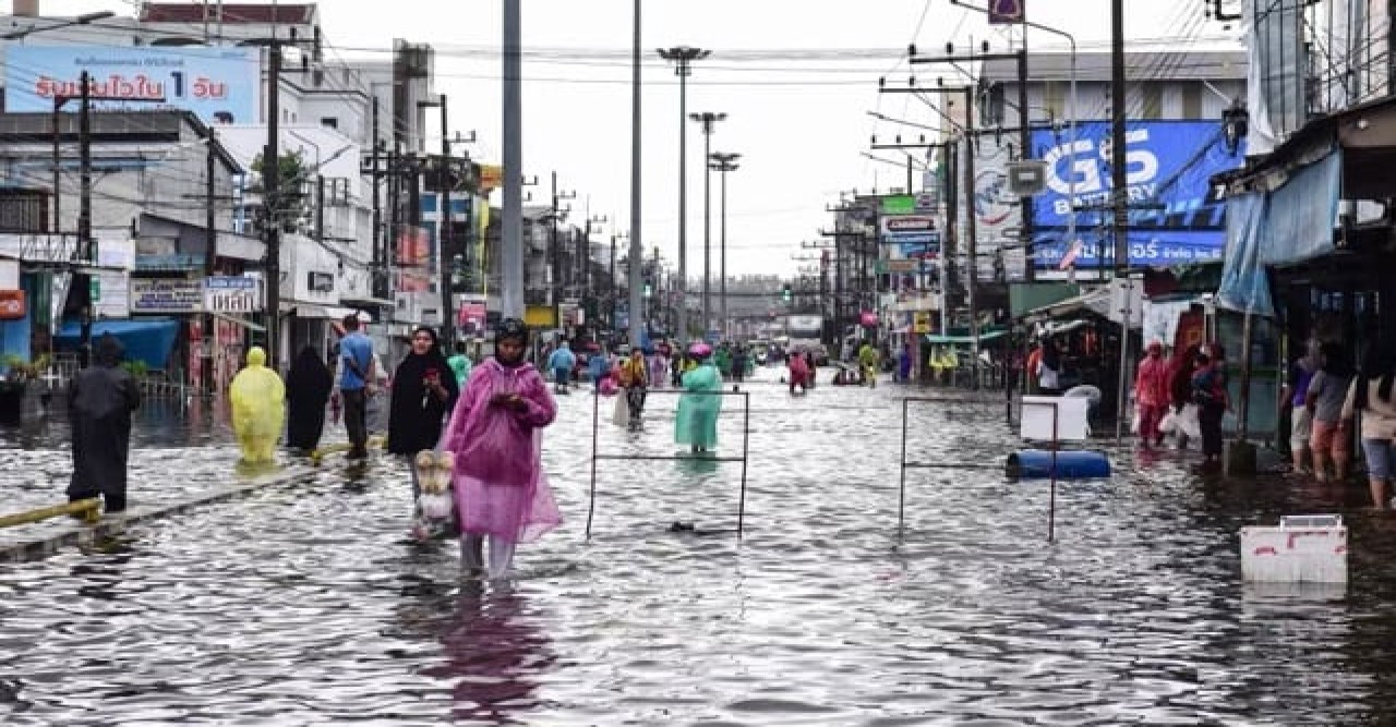 থাইল্যান্ডে বন্যায় ৯ জনের মৃত্যু