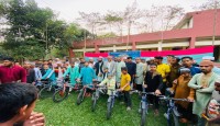 ৪০ দিন নামাজ আদায় করে সাইকেল পেলেন বালাগঞ্জের ৮ শিশু-কিশোর